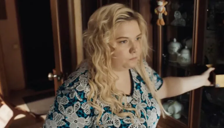 Момент из 1 серии 1 сезона