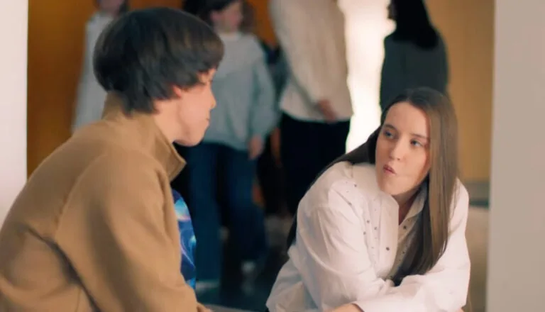 Момент из 6 серии 2 сезона